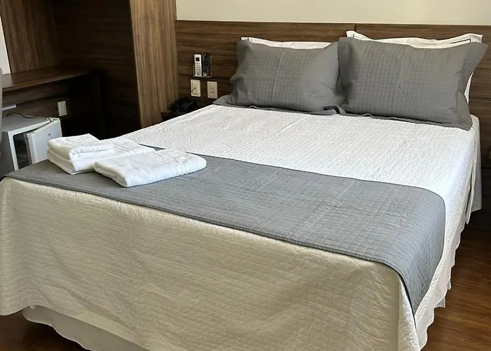 Hotel 3 estrelas: Grand Cafe Hotel