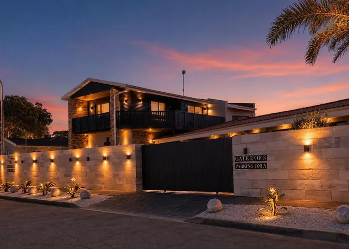 Royal Palms Guest House