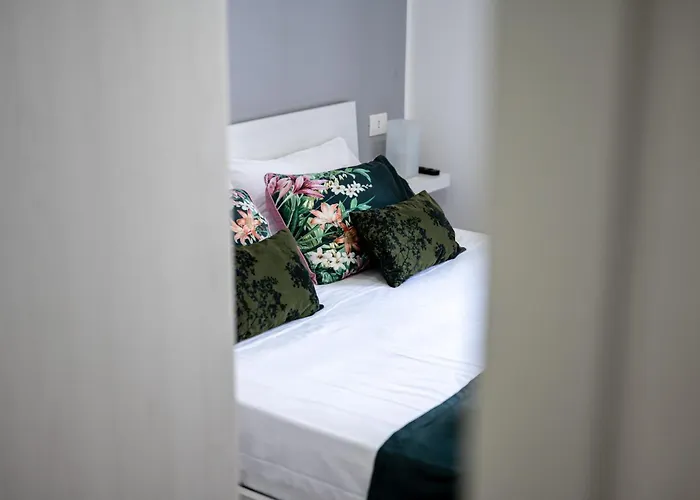  Central House - Apartments In Naples