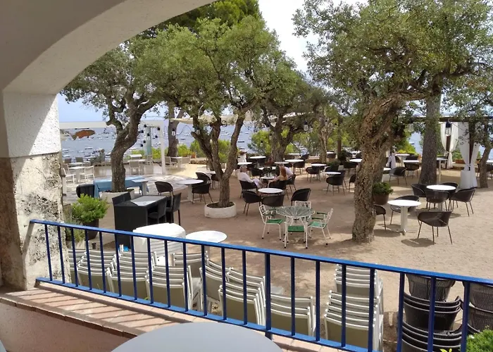 Hôtel Ping Pong: Hotel Sant Roc