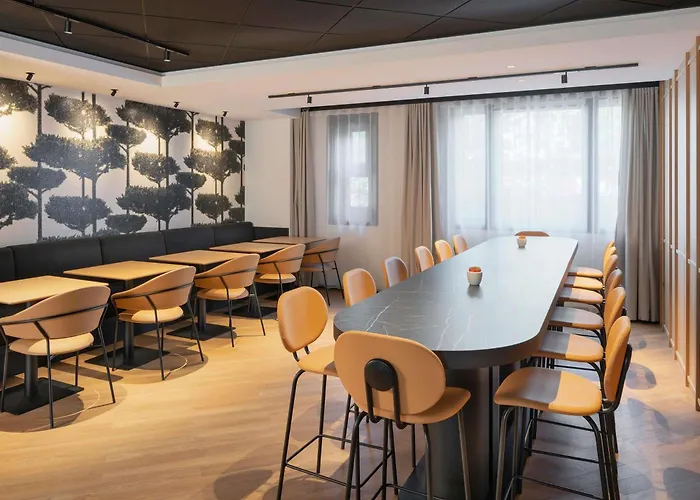 Luxury hotel only: Novotel Suites Paris Cdg Airport Villepinte