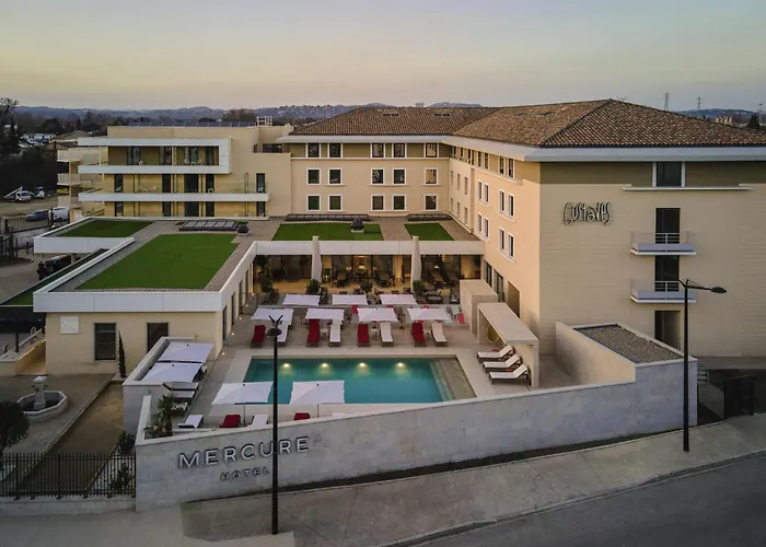  Mercure Avignon Tgv & Spa