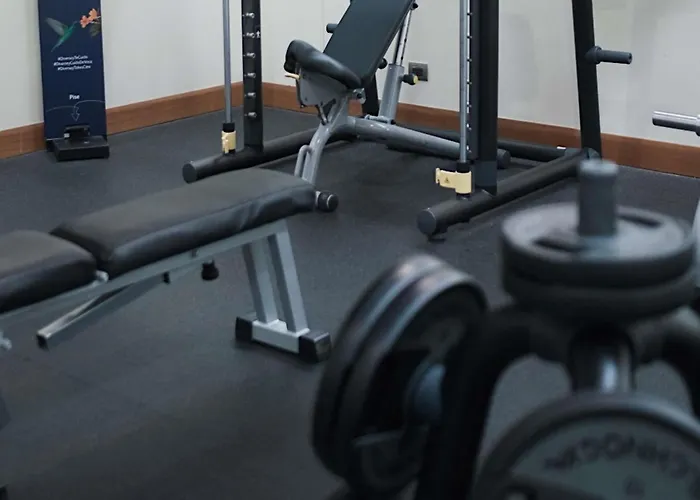 Hotel con tenis: Swissotel Lima