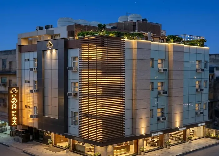 Pawan Plaza - Near Blk And Ganga Ram Hospital - Karol Bagh
