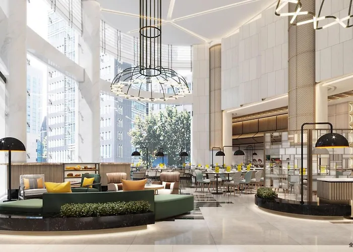 Central hotel: Holiday Inn Shanghai Nanjing Road By Ihg
