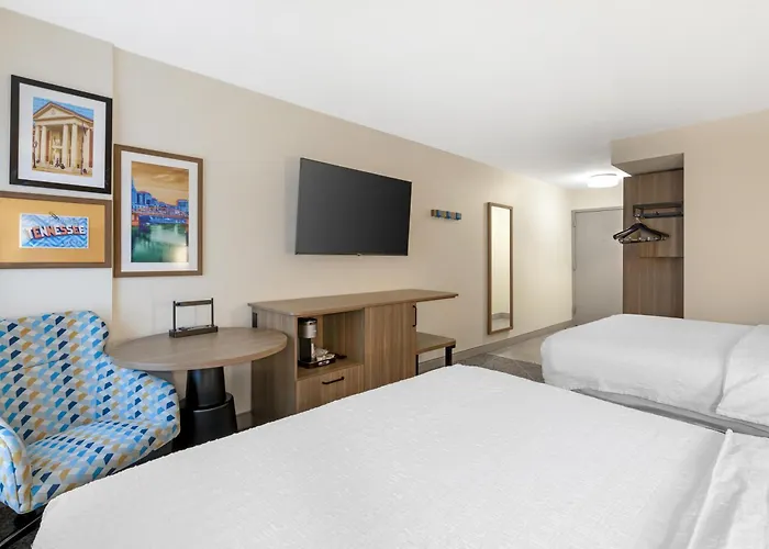 Cheap hotels Hampton Inn & Suites Nashville Franklin