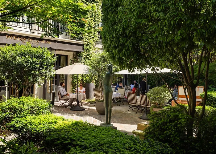  Le Pavillon De La Reine & Spa, Place Des Vosges