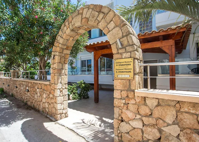  Perla Marina Aparthotel