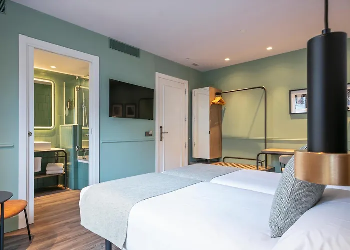  Via Augusta