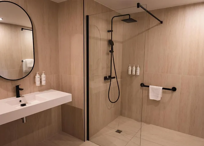 Relais De La Malmaison Paris Rueil -Spa