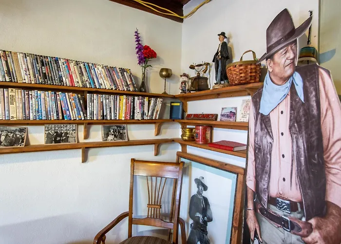Motels Sagebrush Inn