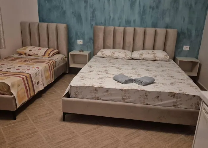 Amras House