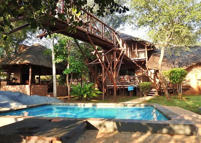 Bona Ngwenya Lodge & Safaris