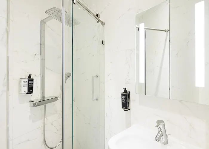  Ibis Styles Amsterdam Central Station