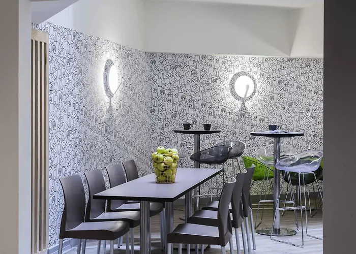  Ibis Styles Nice Centre Port