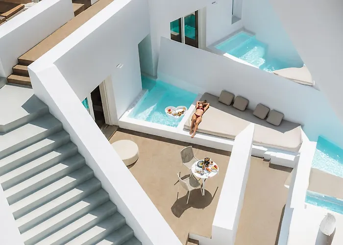 The Saint Hotel