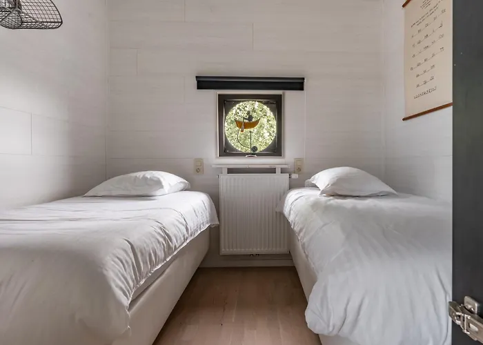 B&B Armalot By Julia