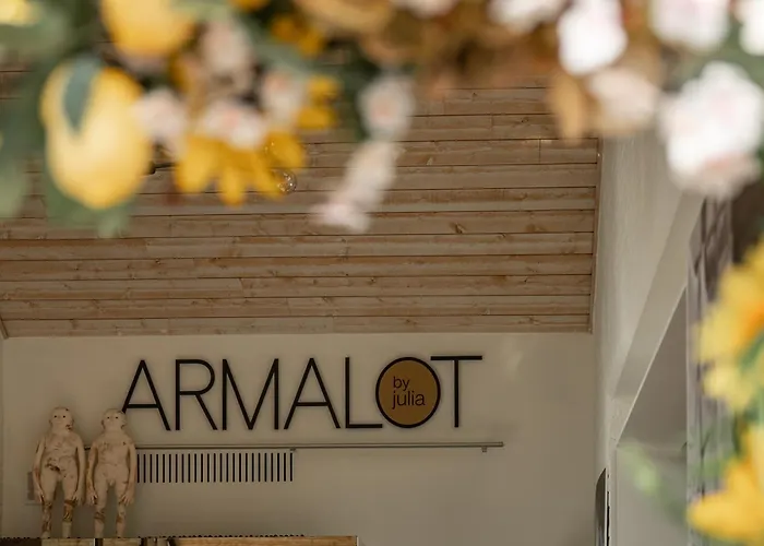 B&B Armalot By Julia