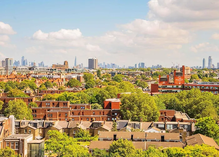 Novotel London West