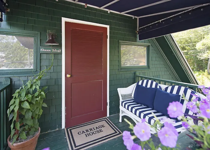 Cape Arundel Inn And