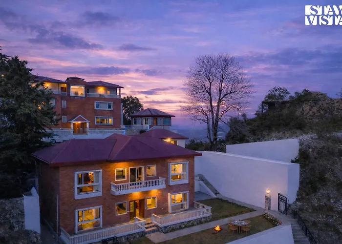 Stayvista At Pineview @ Albert Estate
