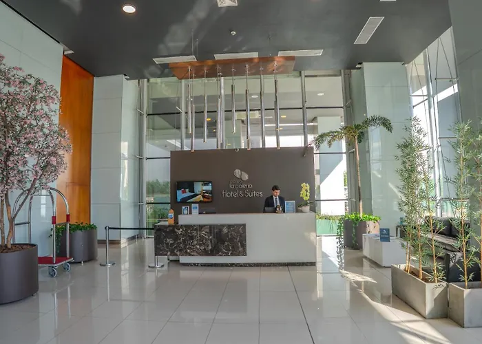 Paseo La Galeria & Suites