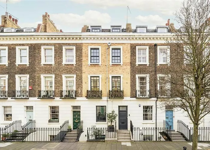 Ivy House Hotel
