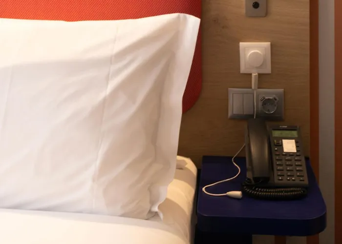 Holiday Inn Express & Suites Lisbon - Principe Real By Ihg