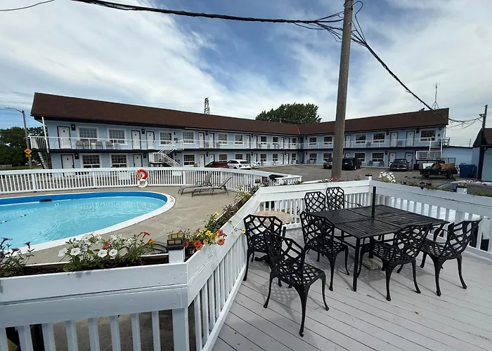 3 star hotels Falls Lodge By The Falls