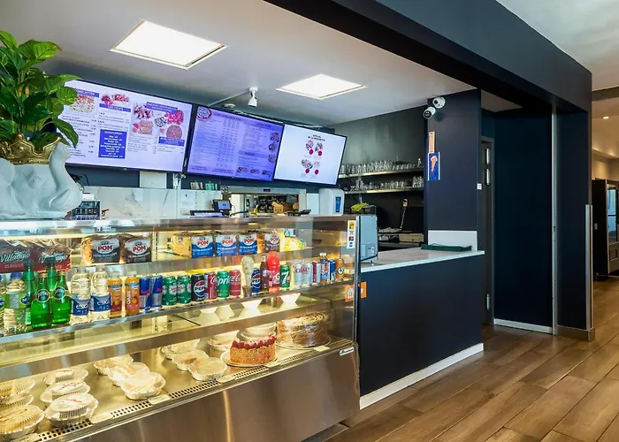 Hotel Newstar Montreal