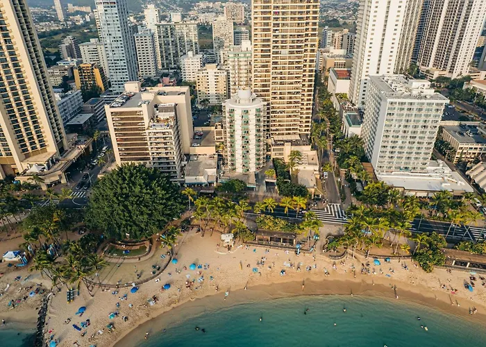 Waikiki Circle Hotel By Castle