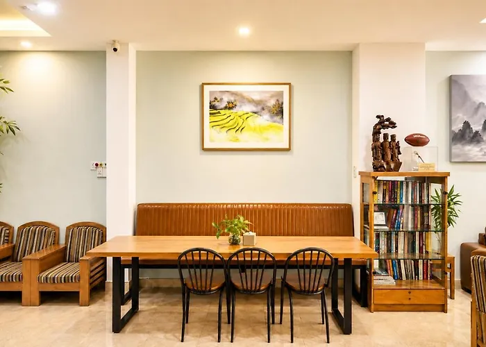 Phan Anh Hotel - Bui Vien Walking Street