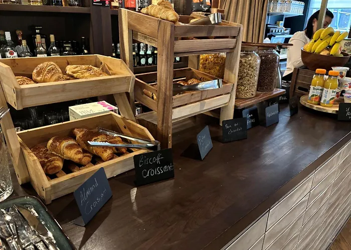 Heeton Concept Queen Street