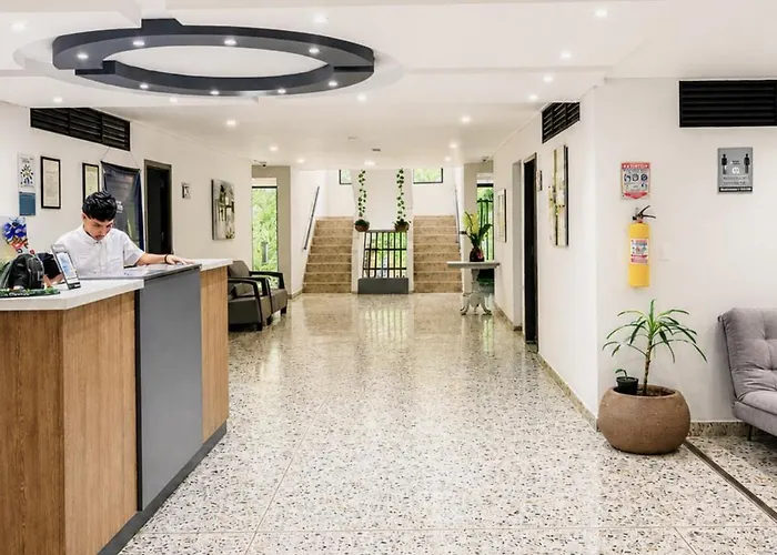Hotel Ofix - Laureles Estadio