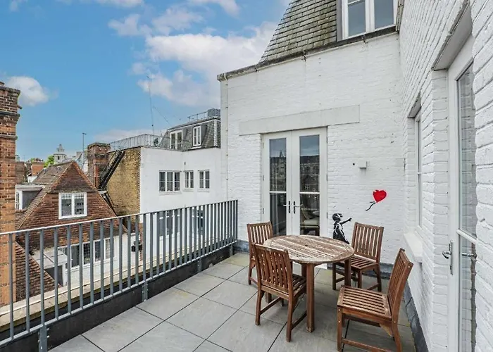 Westminster Apartments By D'Montrio