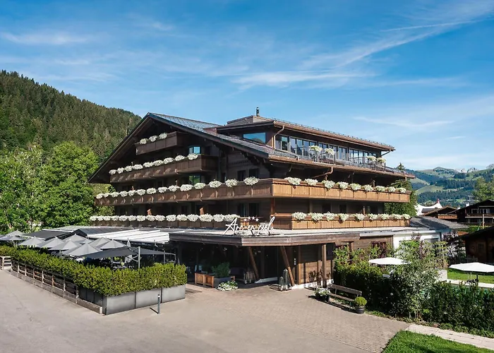 Сity center hotels Arc-En-Ciel Gstaad