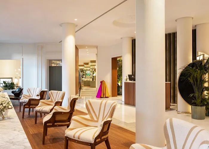 Hotel Colón Gran Meliá - The Leading Hotels of the World
