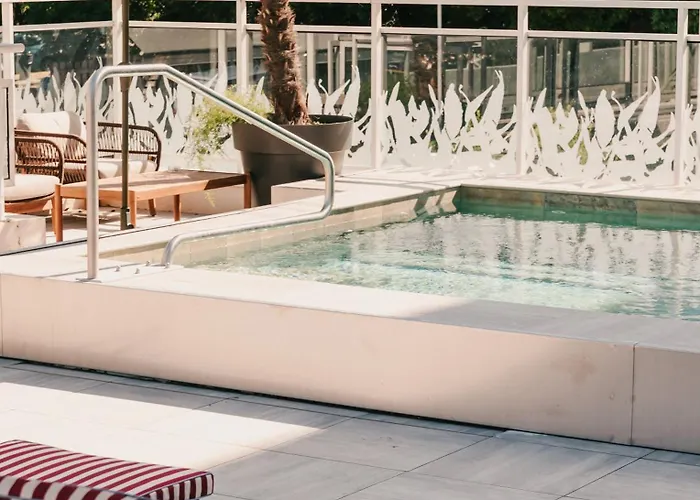  Golden Tulip Aix Les Bains - &Spa