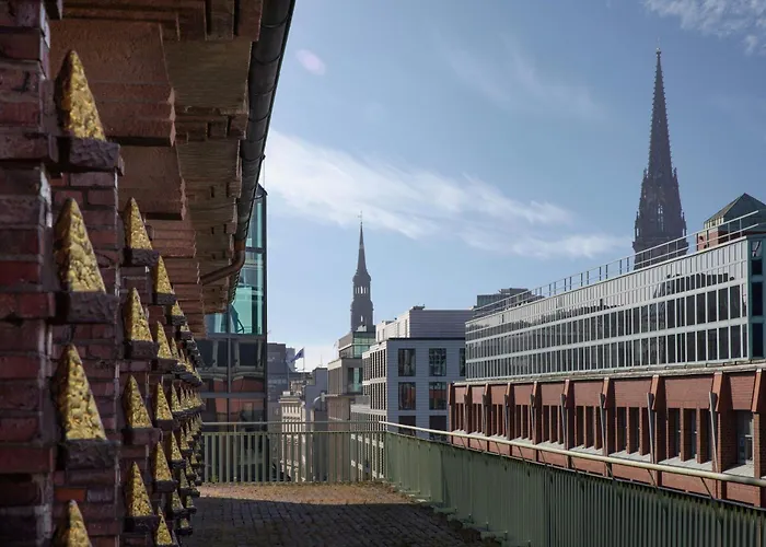 Dog friendly hotels Renaissance Hamburg