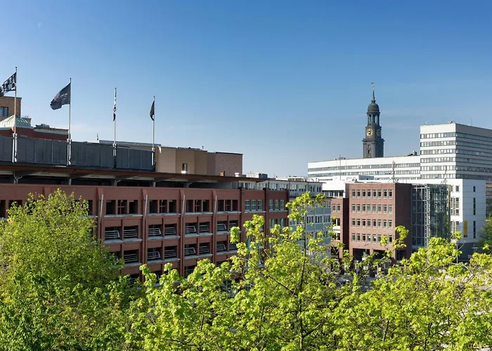 Dog friendly hotels Renaissance Hamburg
