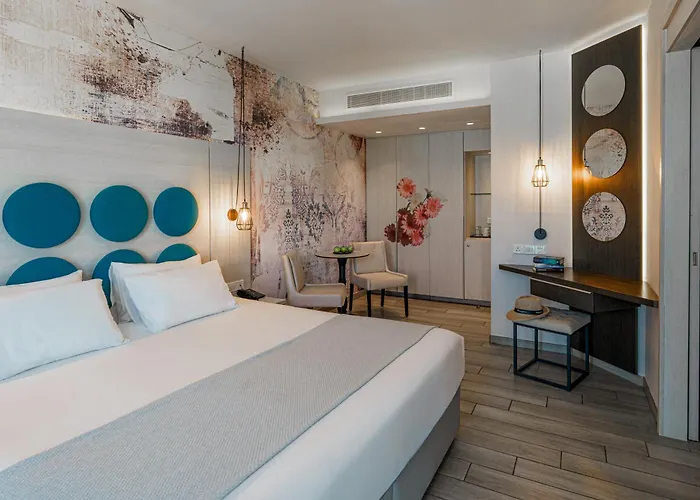 Vangelis Hotel & Suites