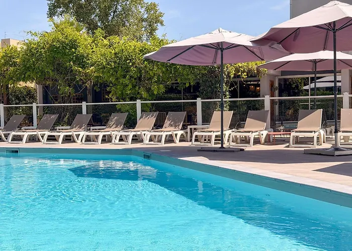 Hotels Close to Airport Ibis Nimes Ouest - A9