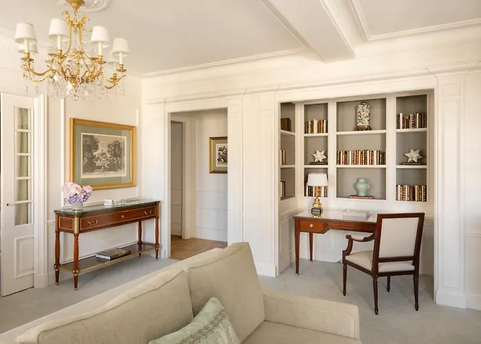 Four Seasons Hotel George V Paris