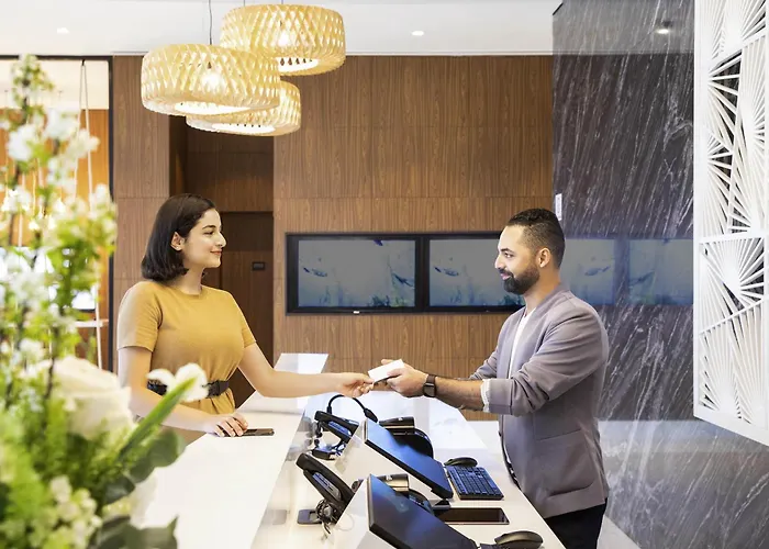 Adagio Premium The Palm