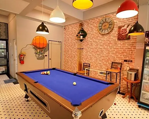 The Hostels Chillax Khaosok - Sha Certified