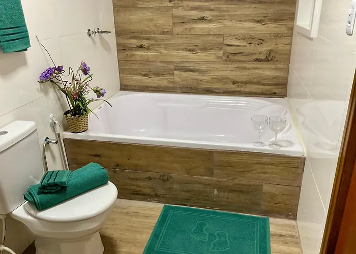 Espaço Alvorada com Banheira, agendamento das atividades, café da manhã no centro