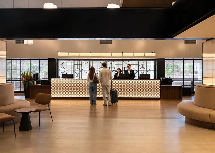 Hotel Chamartin The One