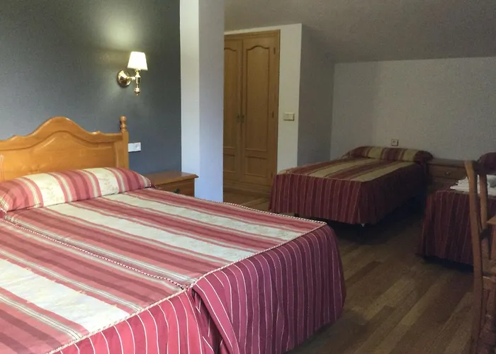 Hotel Cinco Castaños