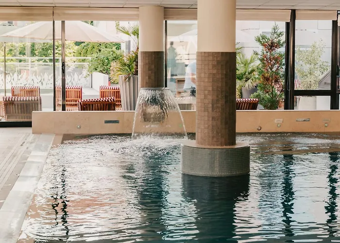  Golden Tulip Aix Les Bains - &Spa