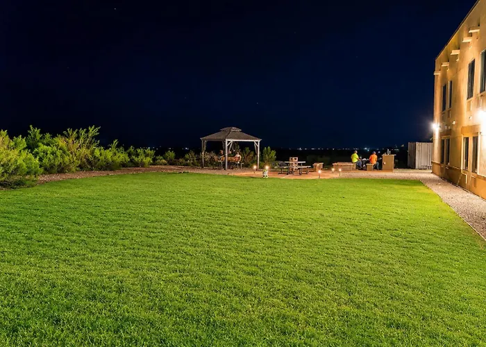 Tombstone Grand , A Baymont By Wyndham